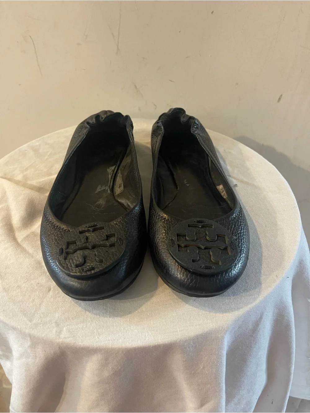 Tory Burch Black Leather Logo Ballet Flat